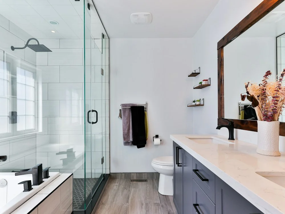 Kitchen & Bath